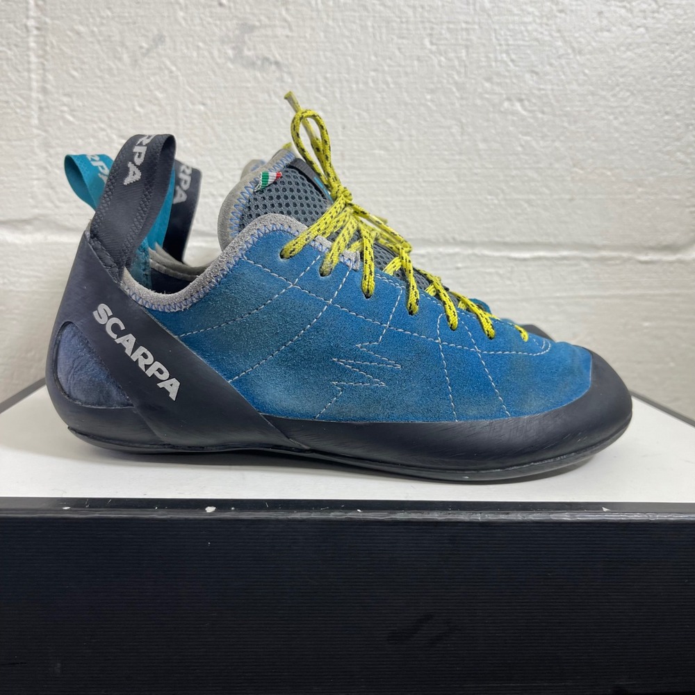 Scarpa Helix Black Blue Suede Rock Climbing Shoes Lace up Men's Size 8.5 US